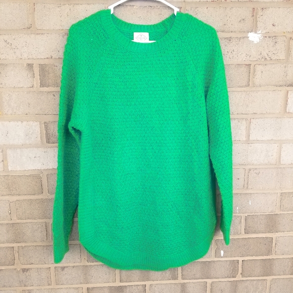 "M" Green knitted sweater - Picture 10 of 11